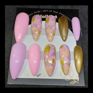 Pink and Gold Press-On Nail Set